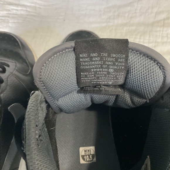 Nike High Tops black 10.5.  B63